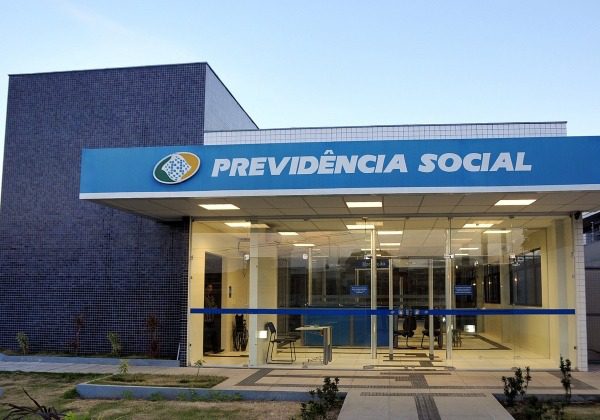 125 mil beneficiários têm auxílio-doença suspenso em pente-fino da Previdência Social