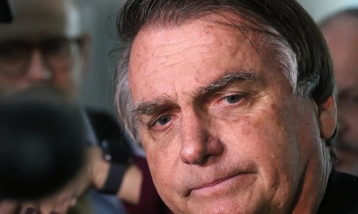 Bolsonaro réu por suspeita de tentativa de golpe, decide STF