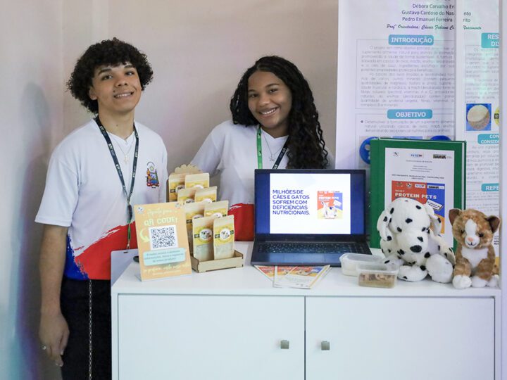 Estudantes baianos desenvolvem Whey Protein para cães e gatos