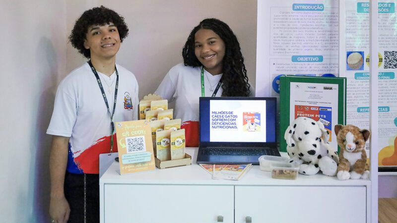 Estudantes baianos desenvolvem Whey Protein para cães e gatos